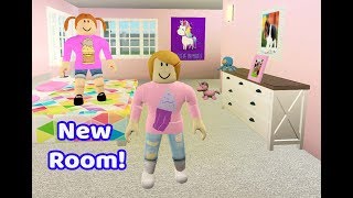 Roblox Roleplay Molly And Daisy Decorate Their Room In Bloxburg [upl. by Iohk]