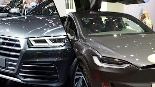 2017 Tesla Model X vs 2017 Audi Q5 [upl. by Niahs]