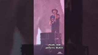 Pearl Jam performing Black in Sydney Nov 21 grunge pearljam rockmusic eddievedder [upl. by Naynek]