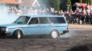 Nossebro powermeet 2011  volvo 245 [upl. by Nirrep]