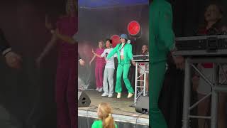 Dansen jullie mee op quotIedereen naar Buitenquot van POPZ dansen dancing popz muziek shorts [upl. by Annahsat]