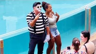 Tom the mime seaworld seaworldmime seaworldorlando trending funny [upl. by Cotsen]