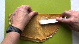 Crêpes suzette  Comment les fourrer  Crêpes suzette How to firnish them [upl. by Casabonne211]