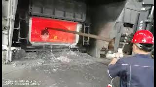 Electric Magnet Iron absorber from high temperature aluminum molten remove iron parts from molten [upl. by Elda956]