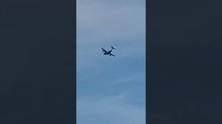 Nother C17 flying over usair usaf USA plane avgeek airplane [upl. by Esinereb988]