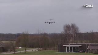 Airbus maakt succesvolle landing op Twente Airport [upl. by Rayner]