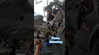 Motorcycle repair shop overhaul mechanicwork [upl. by Elita]