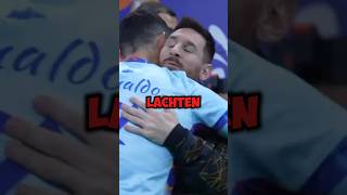 Messi lädt Ronaldo zum Abendessen ein aber die Fans stehlen die Show 🧐ll ronaldo shorts viral [upl. by Arbmahs]