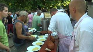 Menschenauflauf im Biergarten Legendäre Grillabende im Waldhäusle in Waltenhofen [upl. by Anair]