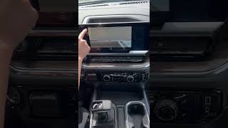 Chevrolet Silverado 1500 Technology Features [upl. by Kaliope]