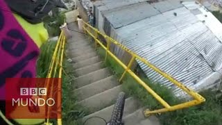 Vertiginoso descenso en bicicleta por un barrio de Medellín GoPro [upl. by Audi]