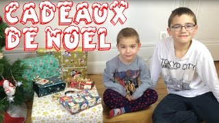 NOEL  ouverture des cadeaux de Noël  JOYEUX NOEL [upl. by Celestina352]