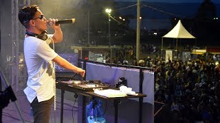 DJ Yago animando os foliões no Parque da Cidade em Pindamonhangaba [upl. by Ecnadnak]