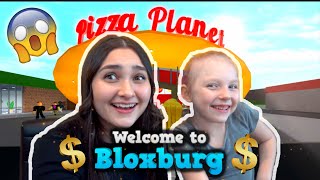 KAIA and SISSY play BLOXBURG ROBLOX PROFESSIONALS Kids GAMING The TOYTASTIC Sisters FUNNY SKIT [upl. by Melisse]