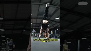 THE SOLUTION FOR WRIST PAIN 🗿 pain calisthenics handstand gym motivation [upl. by Burdett107]