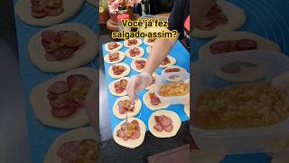 👆🏻 Receita 👆🏻 Fácil e deliciosa Salgado de linguiça queijo e cebolas caramelizadas [upl. by Swirsky]