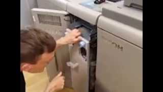 Ricoh 7110 Easy paper Jam removal thanks to purge tray [upl. by Eivol]