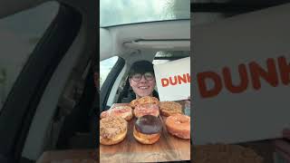 DUNKIN’ DONUTS HOLIDAY MENU 🤯🎄 foodie explore donuts holiday shorts explorepage [upl. by Glennis]