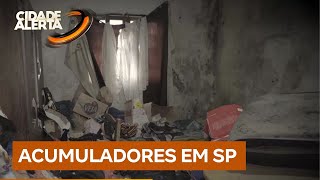 Casal acumulador ganha transformação impressionante na casa onde mora [upl. by Llevart]