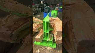 Wood splitting ax wood splitting method 2 [upl. by Eindys]