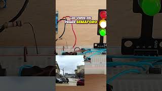 ¡Descubre el increíble circuito que enciende los LEDs en secuencia LED ledlights trafficlight [upl. by Aelat165]