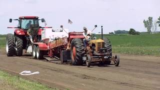 1953 DC Case Tractor Pulling at Scotland SD 2015 [upl. by Fleisher]