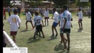 Sudafrica Il calcio come mezzo educativo nelle comunità [upl. by Assi]