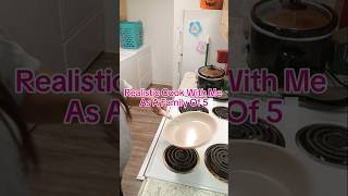 Chili beans cooking cookwithme dinner shorts shortsfeed momlife simple sahm fyp foodie [upl. by Drahsir919]