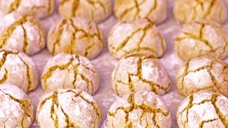 Amaretti morbidi alle mandorle  ricetta originale  Chef Edoardo Sossella [upl. by Adalie]