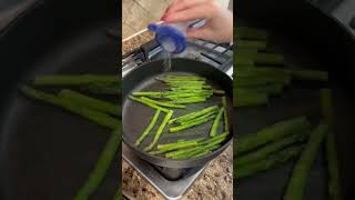 Gremolata Asparagus RECIPE on dinnerin321com delicious asparagus sidedish vegetables yummy [upl. by Engdahl]