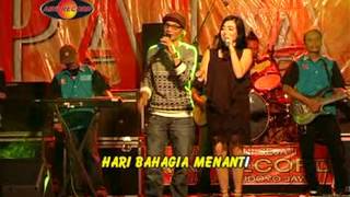 Deviana S Feat Rama B  Setangkai Anggrek Bulan  Dangdut Official Music Video [upl. by Zwart388]