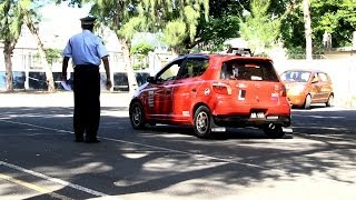 Autoécoles à PortLouis  les automobilistes disent assez [upl. by Claudianus]