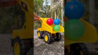 Drops the ball from the lorry toy video Bruder toy unloading video shorts brudertrucks toys [upl. by Wj]