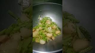 Aloo barbati ki recipe please like and subscribe 👍 [upl. by Purdy]