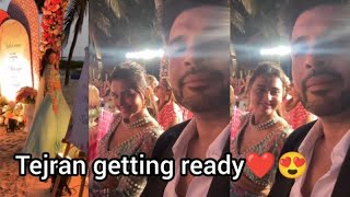 tejasswi prakash nd karan kundra attending wedding together l Tejran doin fun during Saadi l [upl. by Nylakcaj767]