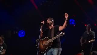 Luke Bryan sings Randy Travis quotDiggin Up Bonesquot live at CMA Fest [upl. by Marta]