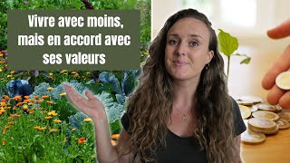 Clara a économisé 120 000€ et vit sur un terrain de 8hectares hors réseau  Résilience et Frugalisme [upl. by Drarej]