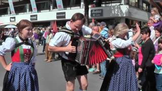 Seefelder Handwerksfest 2015 Trachtenumzug [upl. by Dareece489]