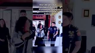 Momen Bu Susi dipanggil Pa Presiden [upl. by Aliuqat925]