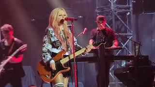 Avril Lavigne My Happy ending live in Nimes Festival 2024 france [upl. by Gleason387]