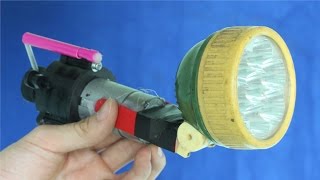 Comment faire une lampe de poche à manivelle [upl. by Hiroko]