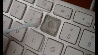 apple keyboard keycap removal and cleaning howto by henk [upl. by Avenej]