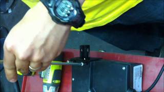 How to repair Edemcos R976001 motor actuator base using R97610 kitwmv [upl. by Brindell]