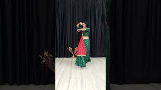 Nav Nav Lakha Wala Har  wedding Special Dance  Ladies Sangeet Dance  weddingdance ladiessangeet [upl. by Avahc]