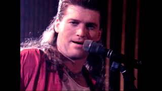 BILLY RAY CYRUS 🎤 Achy Breaky Heart🎶 Live at The 35th Annual Grammy Awards 1993 [upl. by Jolynn475]