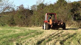 Nuffield 425 spreading old wood chippings [upl. by Catima]