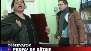 profesoara batuta de un politzistpe buna dreptate [upl. by Haziza]