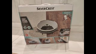 Kobieta Testuje odkurzacz automatyczny robot sprzątający Silvercrest SSRA1 Lidl [upl. by Santa]