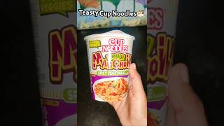 Veg Manchow Cup Noodles 🍜cupnoodles noodlesrecipe veg shorts youtubeshorts noodleslovers [upl. by Hannis]