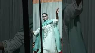 Rajmalun Mai Kus Wani Wariewan Manz Khanmouji By Boya dancer kashmiri song 2024 kashmiri [upl. by Nnylyar]